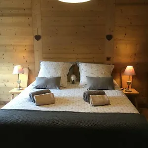 https://gite-lancolie.hotels-rhonealpes.com